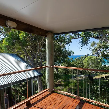Surf Gums, Sleeps 9, Pet Friendly, Fully Renovated Villa Point Lookout Exterior photo